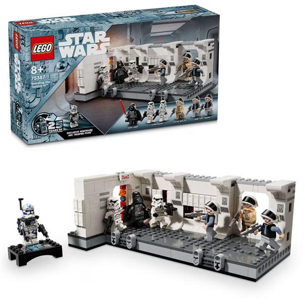 LEGO Star Wars 75387 Boarding The Tantive IV